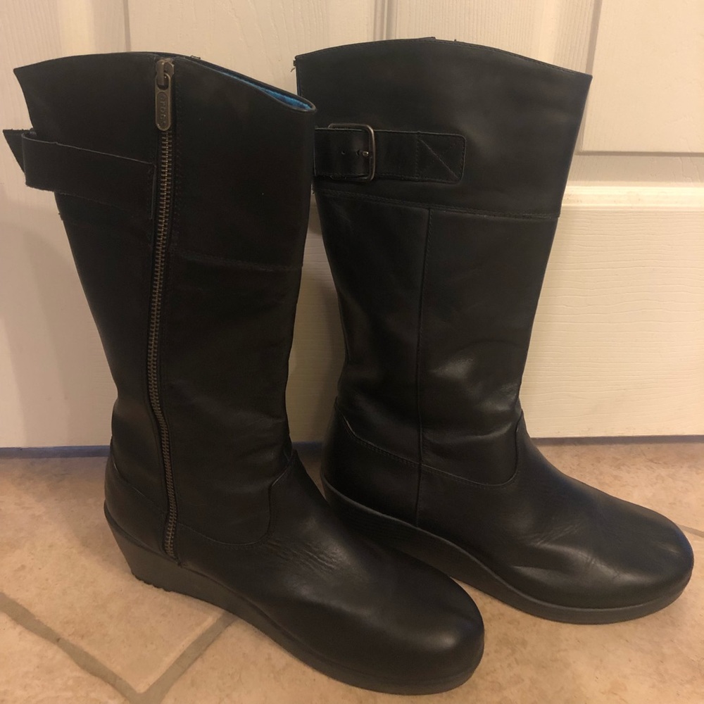 Boots - Crocs Wedge Boots